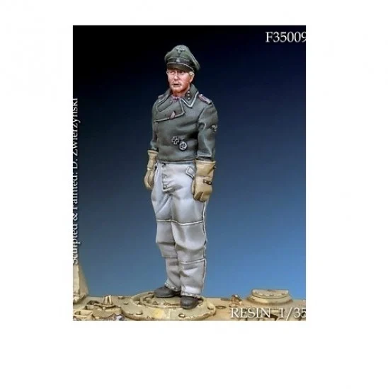 Darius Miniatures F35009 1/35 WWII SS Tank Commander Europa 1944 - Model Figures