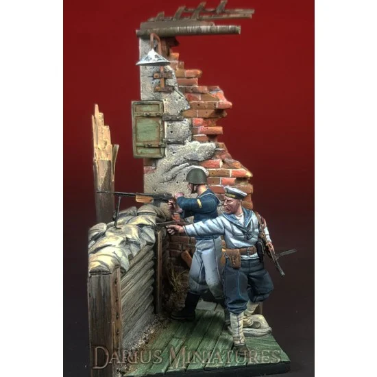 Darius Miniatures F35072 1/35 Polish Seamen in Defense of Westerplatte & Sceneries (2 figures) - Model Figures