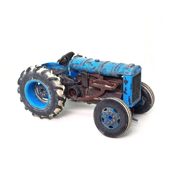 Drums and Crates 5206 1/35 WWII Farm Old Tractor (without Fenders) 1930s - Military Vehicles & Tanks