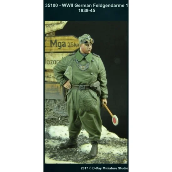 D-Day Miniature 35100 1/35 German Feldgendarme Vol.1 1939-45