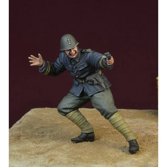 D-Day Miniature 35148 1/35 WWII Dutch Army Black Devils Officer 1940