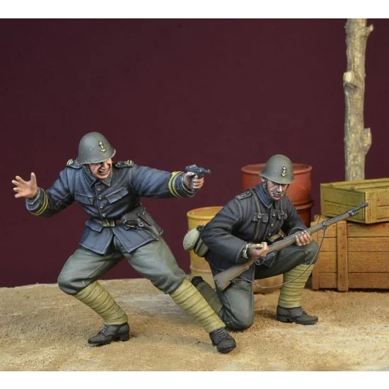 D-Day Miniature 35150 1/35 WWII Dutch Army Black Devils in Action 1940 (2 figures)