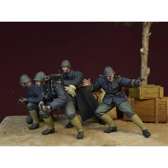 D-Day Miniature 35154 1/35 WWII Dutch Army "De Zwarte Duivels - Black Devils" Rotterdam 1940 (4 figures)