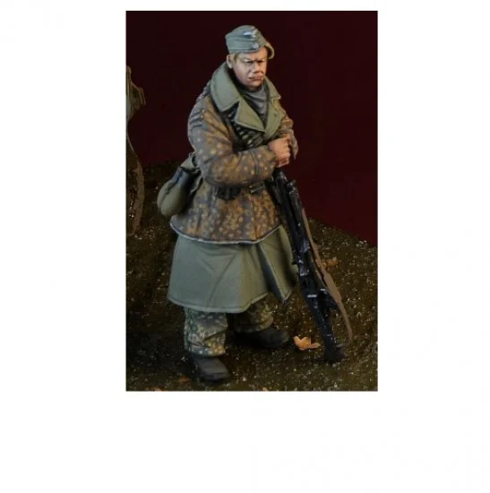 D-Day Miniature 35159 1/35 Waffen SS MG Gunner, Ardennes 1944