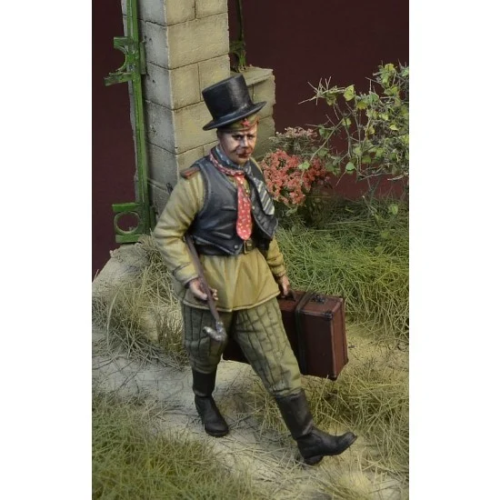 D-Day Miniature 35166 1/35 Soviet Trooper 3 "Fashion Designer?" 1944-46