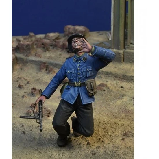 D-Day Miniature 35171 1/35 Just Shot Reichsbahn Volkssturmmann, Berlin 45