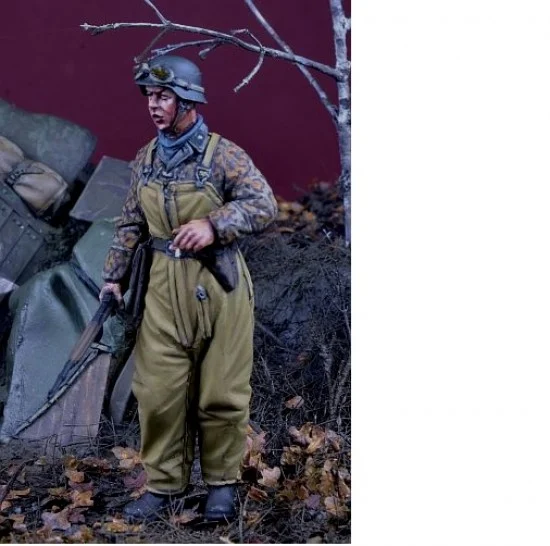 D-Day Miniature 35209 1/35 SS NCO in US Tanker's Pants, Kampfgr Hansen