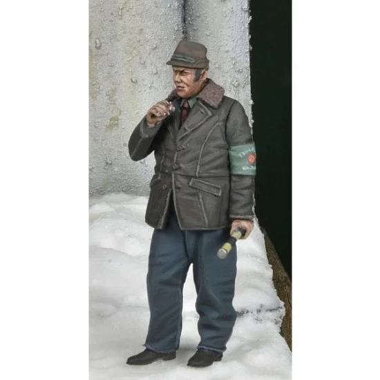 D-Day Miniature 35223 1/35 East German Border Troops Civ. Volunteer 1970-80's