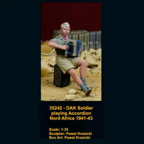 D-Day Miniature 35242 1/35 DAK Soldier Playing Accordion, Nord Africa 1941-43