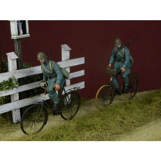 D-Day Miniature 35266 1/35 Dutch Army Bicycle Riders for Queen and Country Vol.3