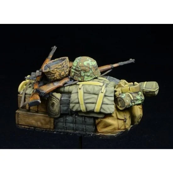 D-Day Miniature 35276 1/35 8cm Granatwerfer 34 Stowage Set for Rickshaw/AFV