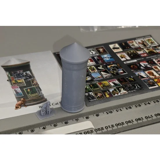 DioArt 345 1/35 XXc. Advertising Pillar (3d resin print with 2 sets of posters) - Scenics & Diorama