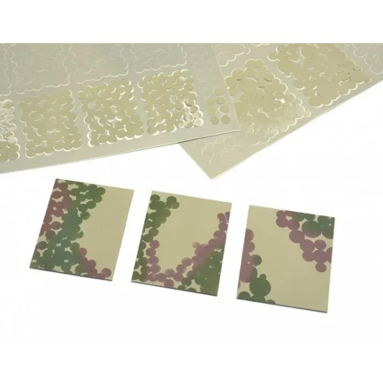 DN Models 35-827-021 1/35 WWII German Disc Camouflage Masks (equal size roundels, dia. 3.5mm)
