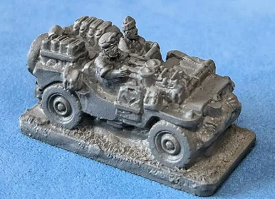 PIG080105 - British Desert Jeep with Vickers k MG (Resin)