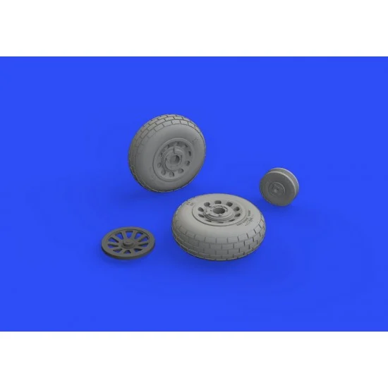 Eduard 648505 1/48 North American P-51D Mustang Wheels Block Tread Set for Eduard kits