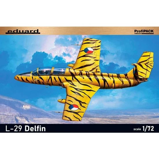 Eduard 7096 1/72 Czechoslovak Military Jet Aero L-29 Delfin [ProfiPACK]