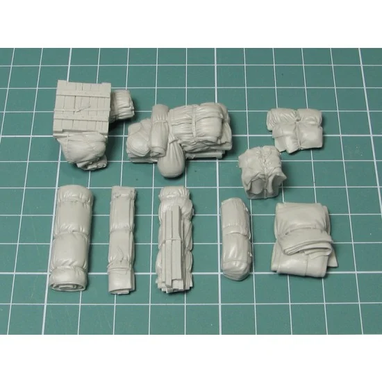 Eureka XXL E-033 1/35 Panzerkampfwagen IV (All Versions) Stowage Set