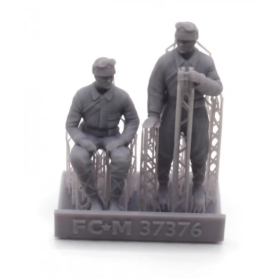FC Model Trend 37376 1/35 WWII Japanese Tank Crews (2 figures) - Model Figures