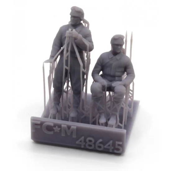 FC Model Trend 48645 1/48 WWII Japanese Tank Crew (2 figures) - Model Figures