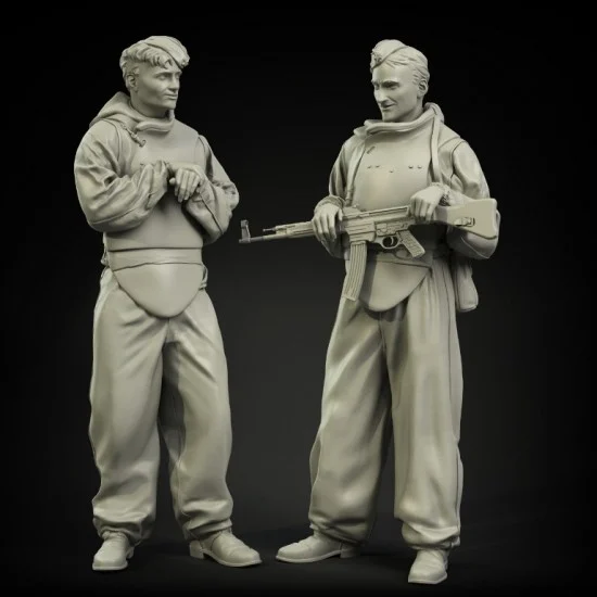 Panzer Art FI35-044 1/35 Soviet Assault Engineers Set (2 figures)