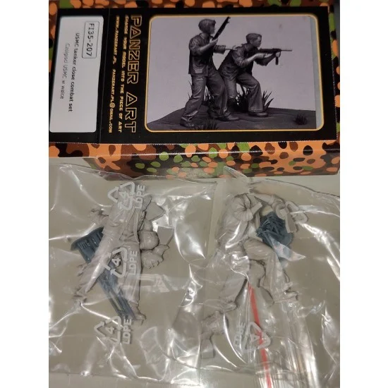 Panzer Art FI35-207 1/35 USMC Tanker Close Combat Set