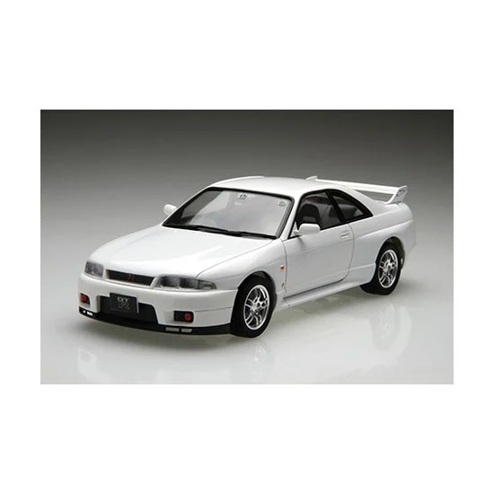Fujimi 04669 1/24 Nissan Skyline R33 GT-R '95 (ID-19)