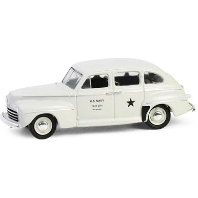 1946 Ford Fordor Super Deluxe - U.S. Navy Staff Car 61050-c