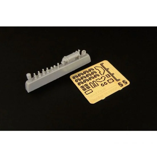 Hauler HLH72020 1/72 Type 2 Ka-Mi Resin and PE parts for Dragon kit