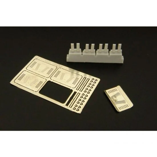 Hauler HLH72045 1/72 Ukraine Police Shield (4pcs) - Model Figures