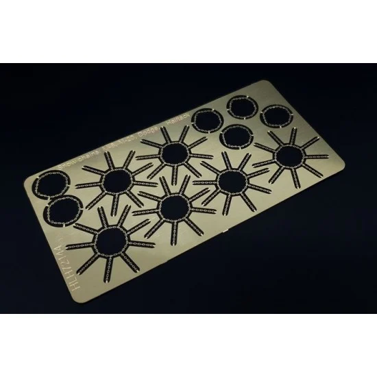 Hauler HLH72144 1/72 Snow Chains for M-8, M-20, Dodge, Halftack
