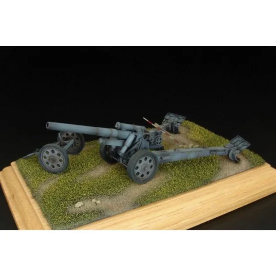 Hauler HLP72019 1/72 German sFH-18 Howitzer