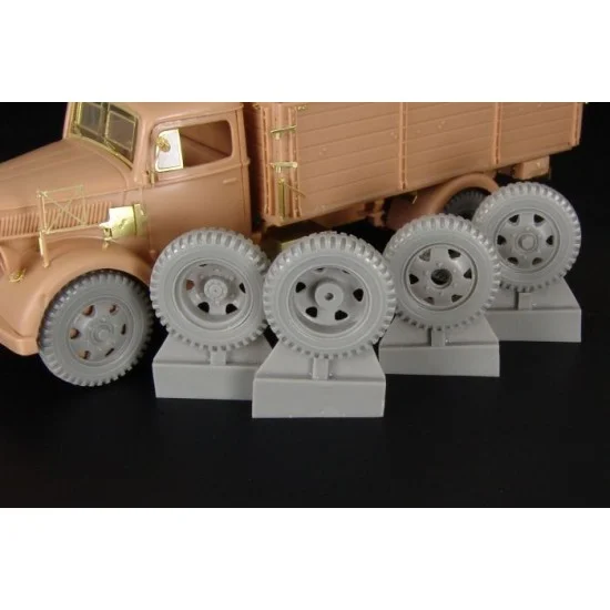 Hauler HLX48280 1/48 Opel Blitz Wheels For Tamiya/Supermodel Kit - Military Vehicles & Tanks