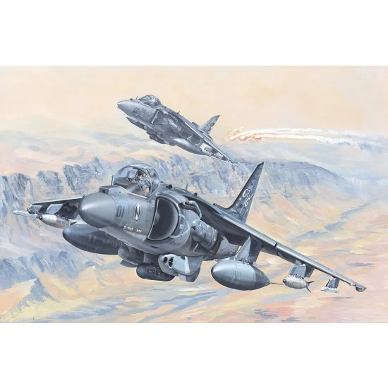Hobby Boss 81804 1/18 McDonnell Douglas AV-8B Harrier II