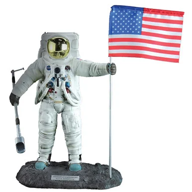 Neil Armstrong - First Man On the Moon Polyresin Statue Hobby Master (HF8001)