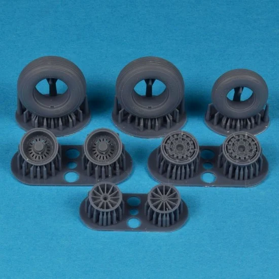 Hypersonic Models HMR 48054 1/48 B-26K Counter Invader Wheels for ICM kits (3D printed)