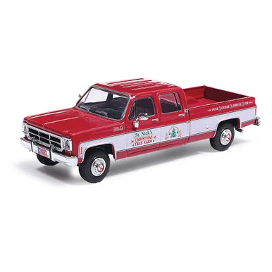 1:64 Scale 1976 GMC Sierra Grande 2500 - Christmas Exclusive