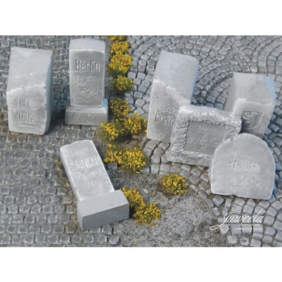 Juweela 22089 1/24 Mile Stones "Berlin" (20pcs) - Scenics & Diorama