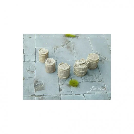 Juweela 23416 1/32, 1/35 Old Wooden Boxes #Damaged Light (5pcs) - Scenics & Diorama