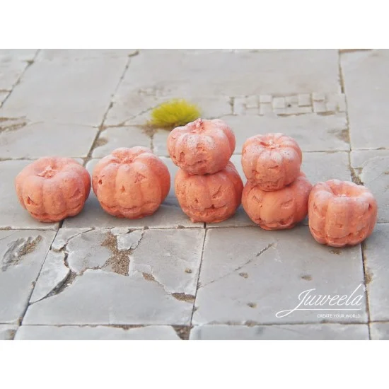 Juweela 24214 1/45, 1/48, 1/50 Pumpkins Halloween (14pcs) - Scenics & Diorama