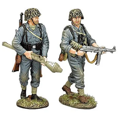 The Squad Leader 1/30 Figure Set - WH104