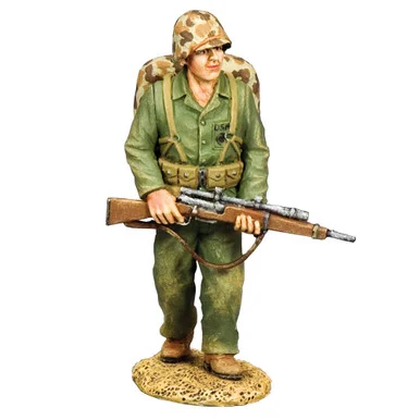 Walking Marine Sniper 1/30 Figure King & Country (USMC067) - King and Country