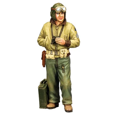 Standing Tank Sergeant w/Binos 1/30 Figure K&C (DD383) - King and Country