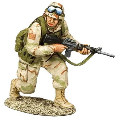 Ranger Running w/ M16A2 1/30 Figure K&C (BHD011) - King and Country