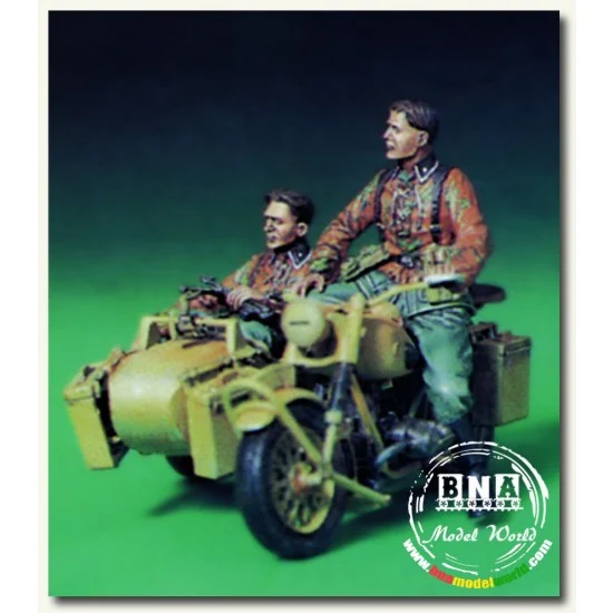 Legend Productions LF0077 1/35 German SS Rider - Model Figures