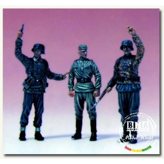 Legend Productions LF0082 1/35 WWII German SS Infantry & Russian POW - Model Figures