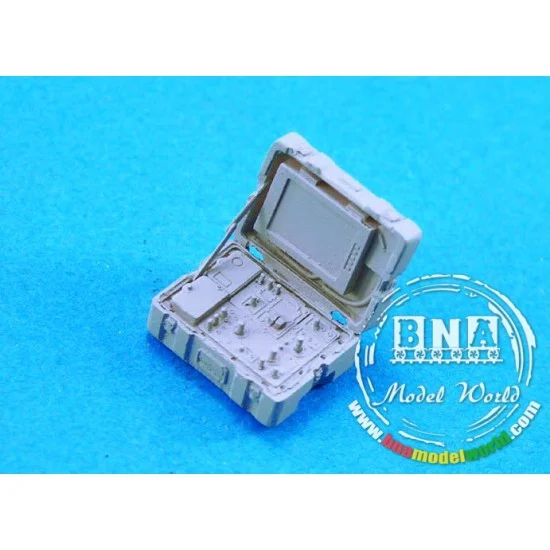 Legend Productions LF0131 1/35 US Army EOD Robot Controller (EOD Robot Not included) - Scenics & Diorama