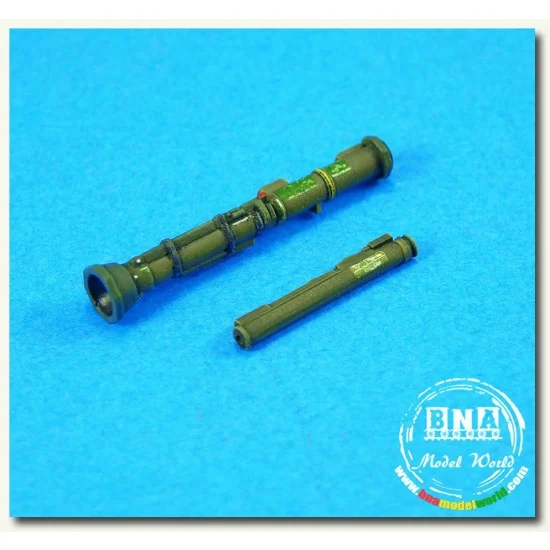 Legend Productions LF1197 1/35 AT4 & M72 Law Set (5pcs each, Including Decals) - Military Vehicles & Tanks