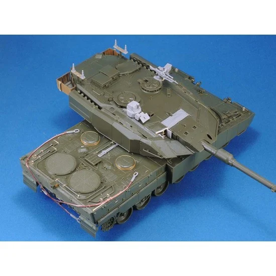 Legend Productions LF1342 1/35 Leopard 2A4M CAN Detail Set for HobbyBoss Models kit #83867 (Resin+PE) - Military Vehicles & Tanks