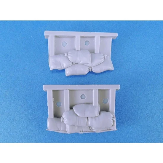 Legend Productions LF1431 1/35 US M5/M8 Light Tank Front Hull Sandbag Armour set - Military Vehicles & Tanks