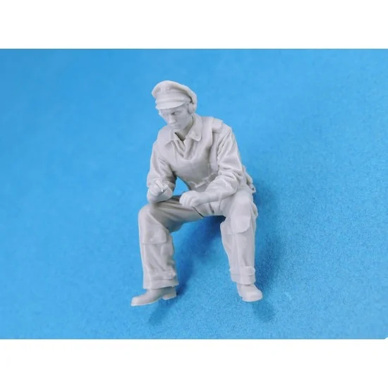 Legend Productions LF3220 1/32 WWII US Bomber Navigator - Model Figures